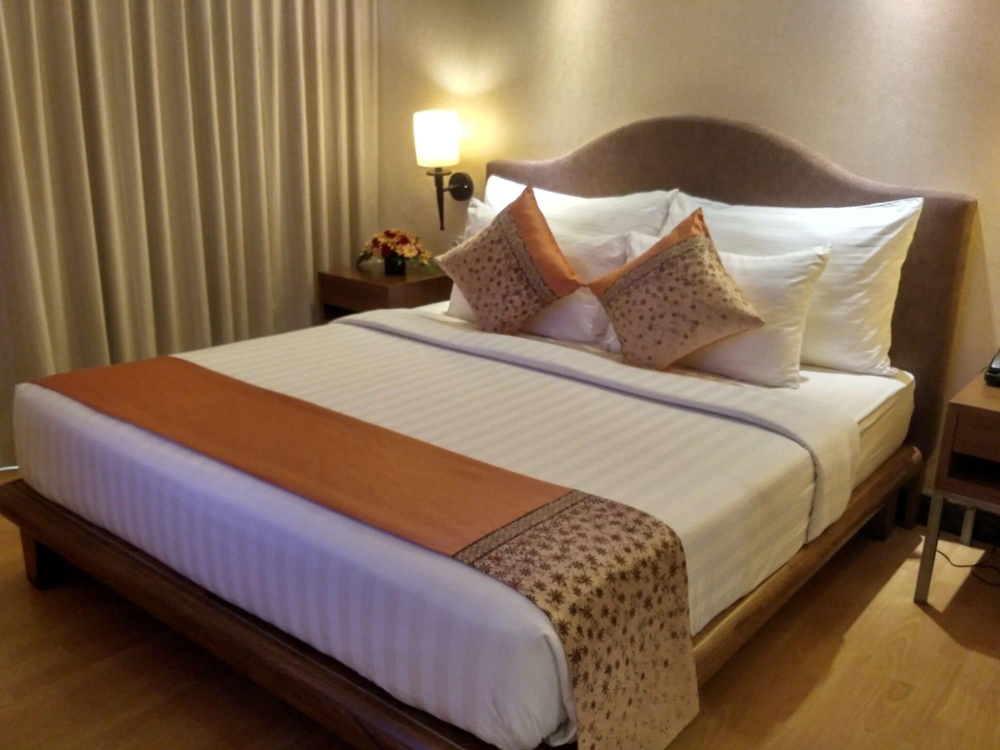 Sahid Raya Hotel & Convention Yogyakarta Maguwo Экстерьер фото