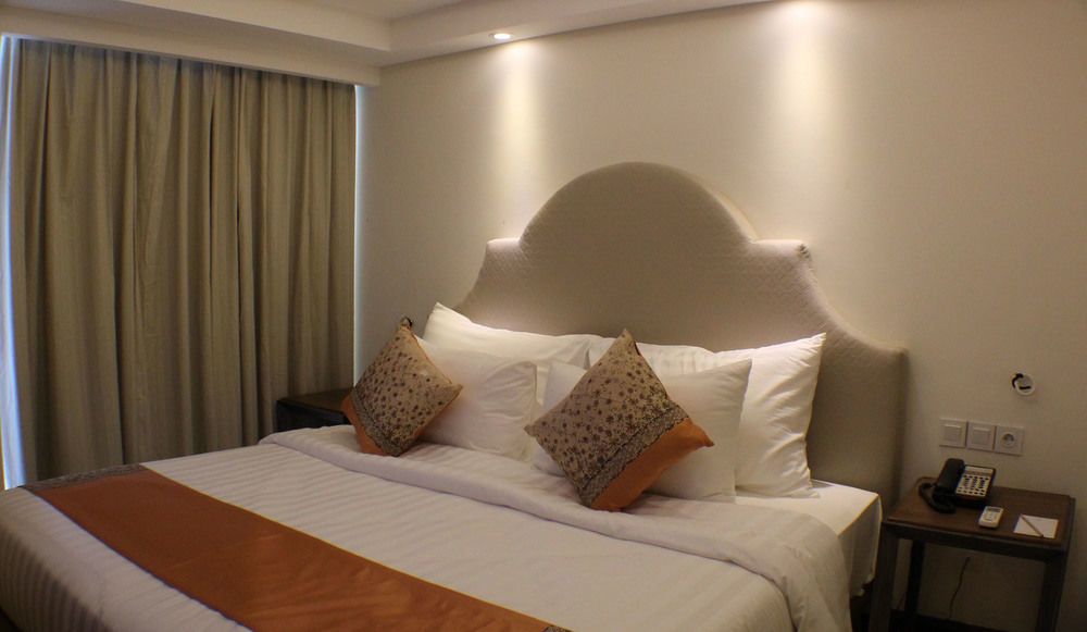 Sahid Raya Hotel & Convention Yogyakarta Maguwo Экстерьер фото