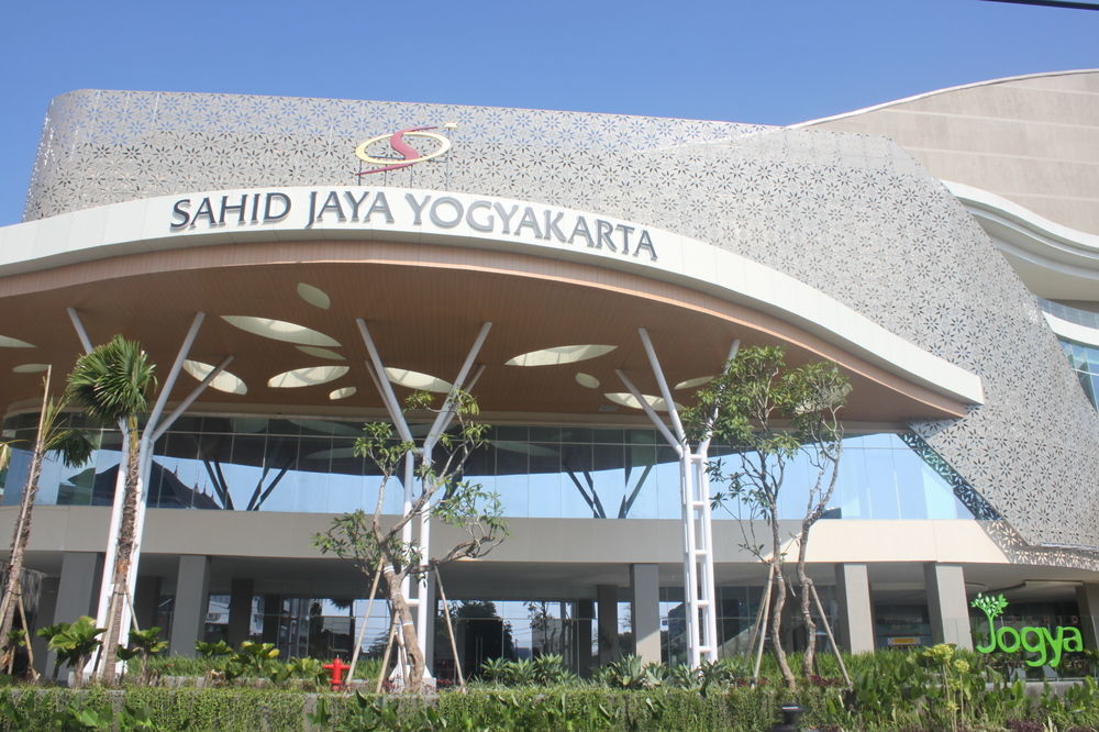 Sahid Raya Hotel & Convention Yogyakarta Maguwo Экстерьер фото